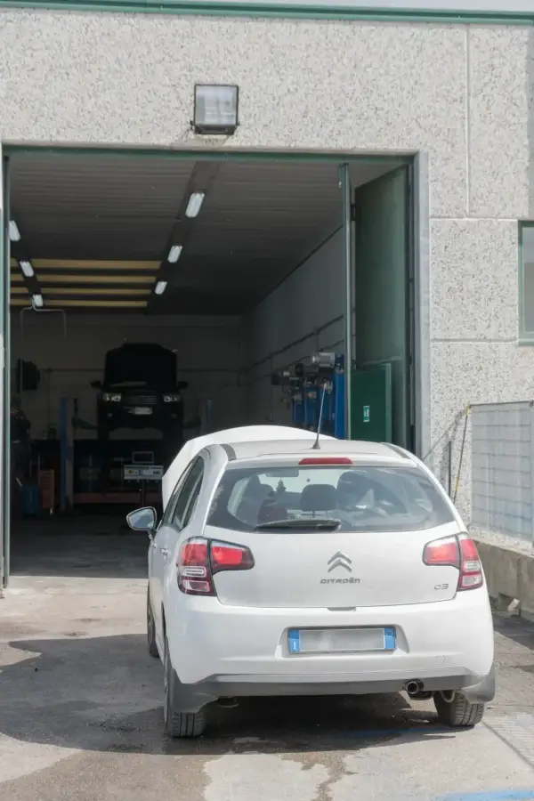 Auto in officina